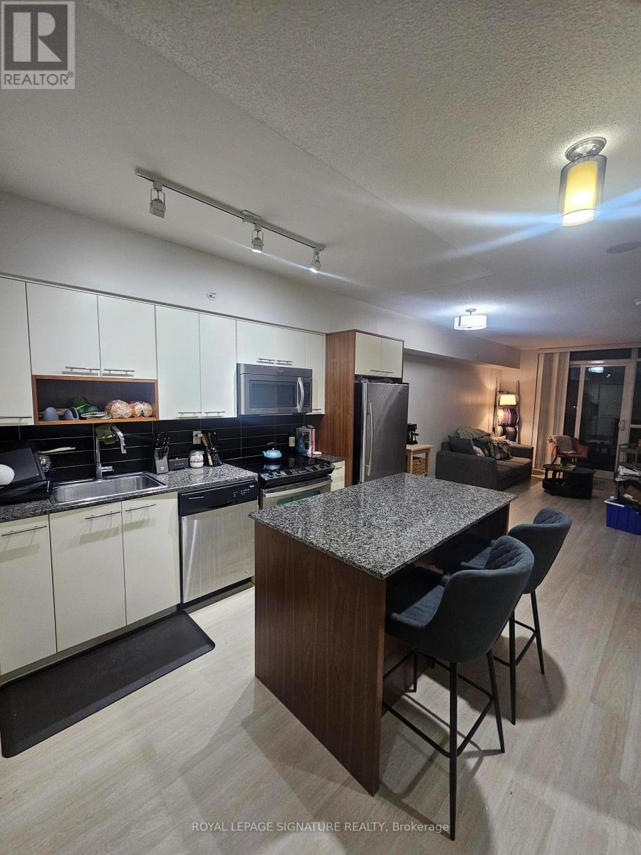 2809 - 5 Valhalla Inn Road, Toronto, Ontario  M4R 2J2 - Photo 10 - W12641072