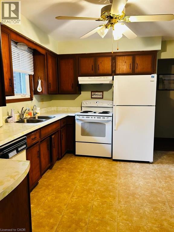 402 Lakeview Drive, Waterloo, Ontario  N2L 4Z6 - Photo 6 - 40794068