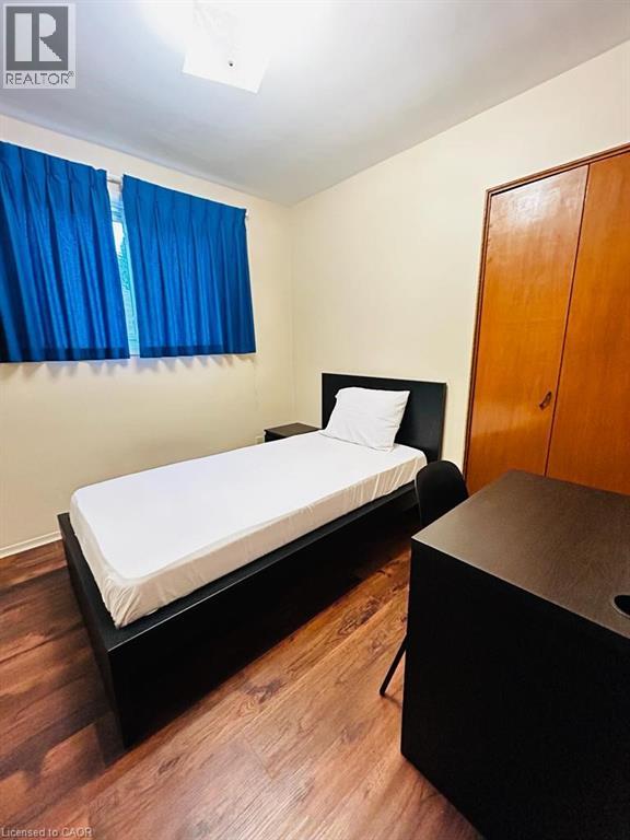 402 Lakeview Drive, Waterloo, Ontario  N2L 4Z6 - Photo 9 - 40794068