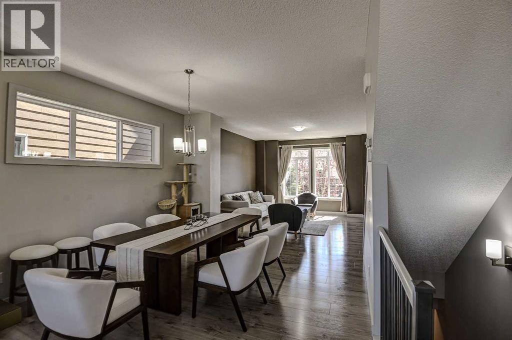 78 Marquis Heights Se, Calgary, Alberta  T3M 2A8 - Photo 9 - A2268771