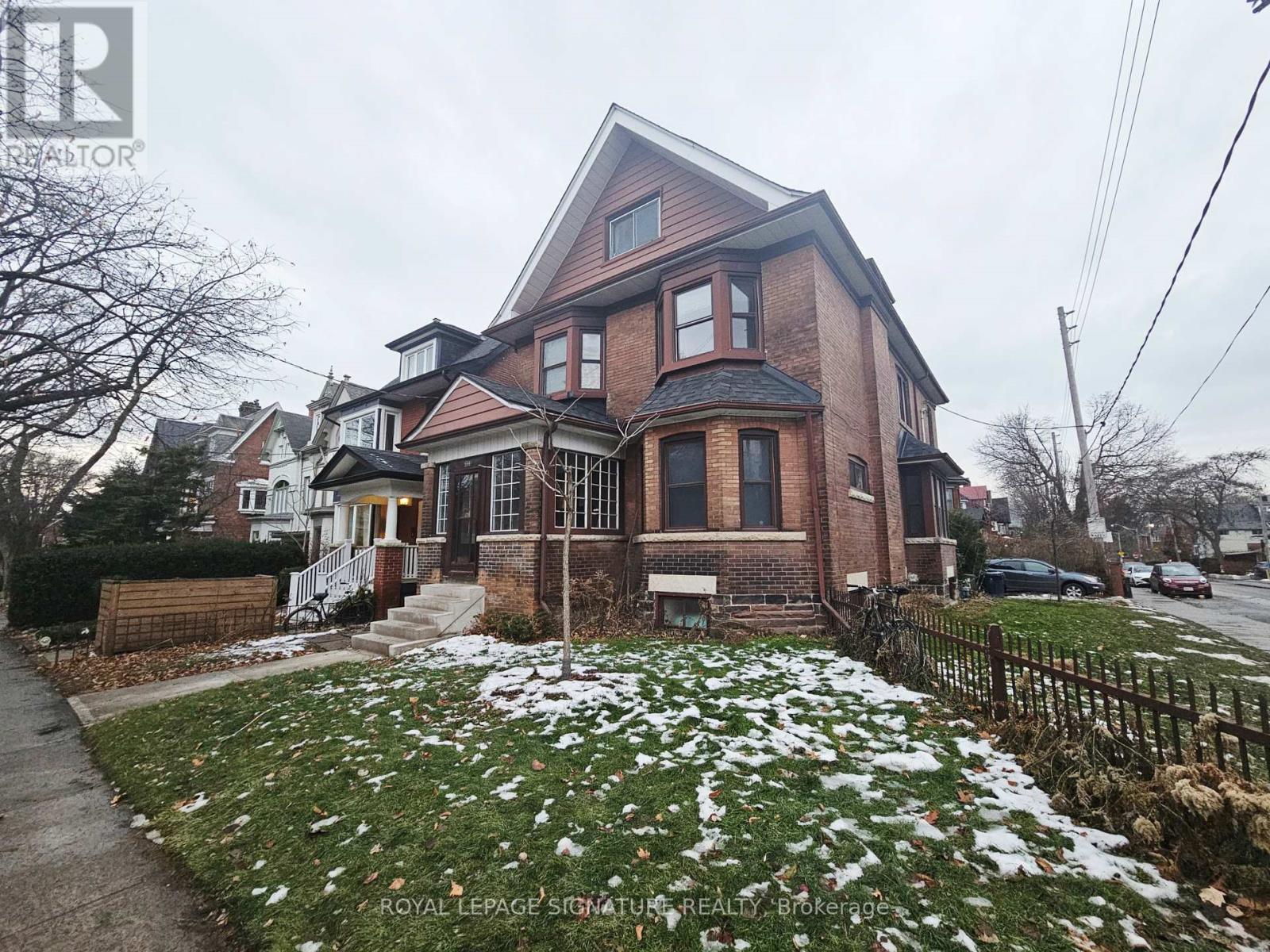 2 - 534 DOVERCOURT ROAD, Toronto, Ontario