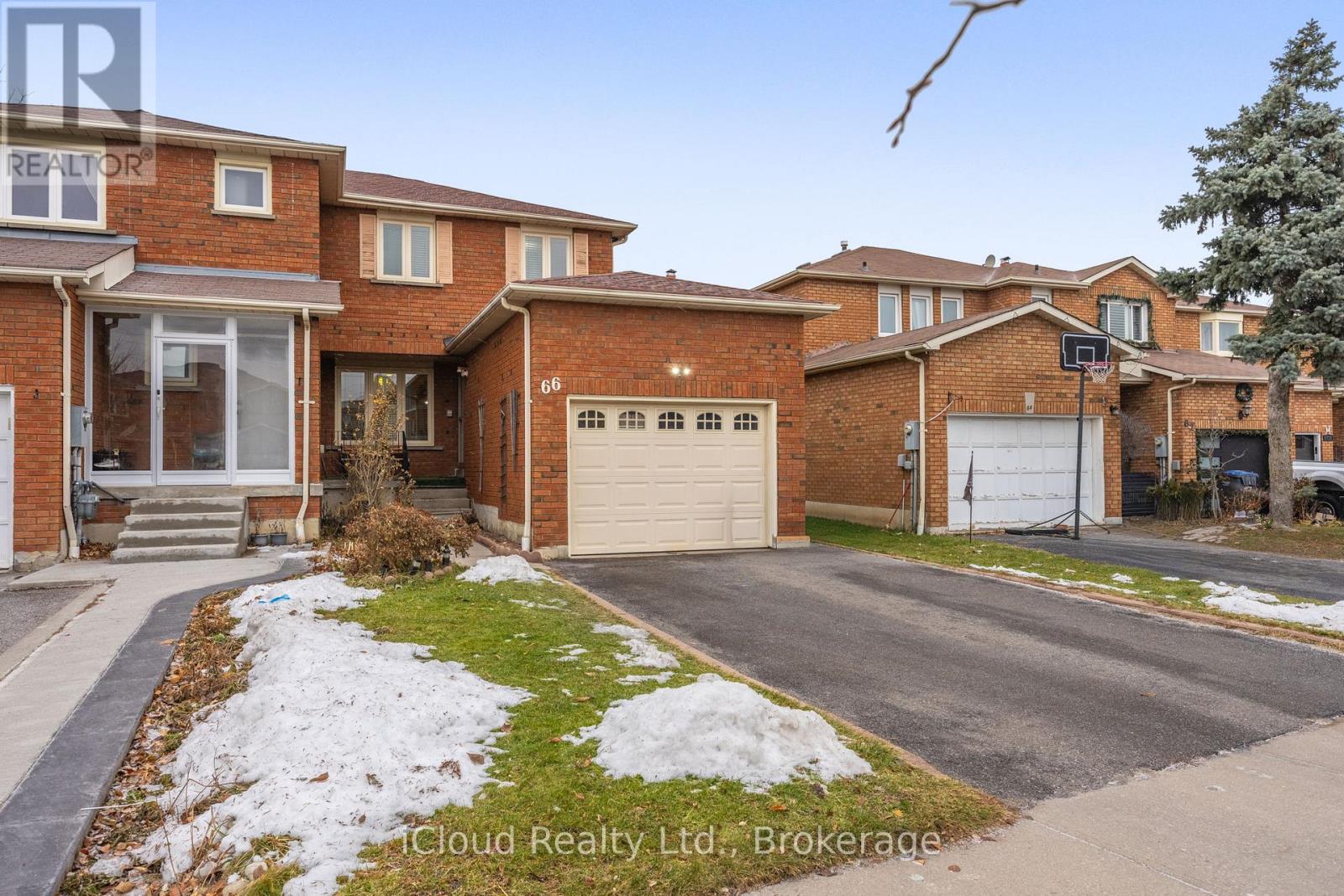 66 Dutch Crescent, Brampton, Ontario  L6Y 3X1 - Photo 2 - W12645348
