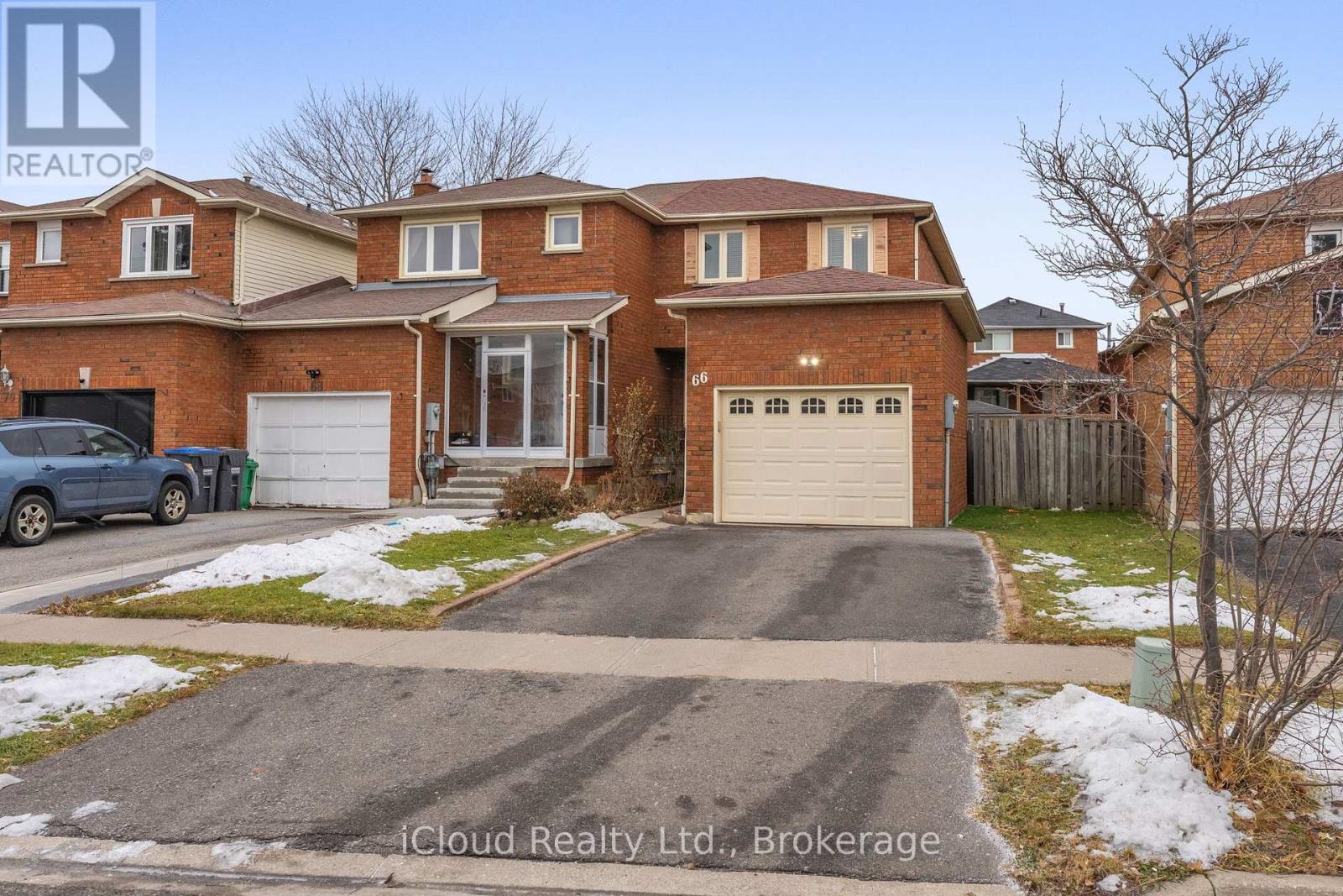 66 Dutch Crescent, Brampton, Ontario  L6Y 3X1 - Photo 3 - W12645348