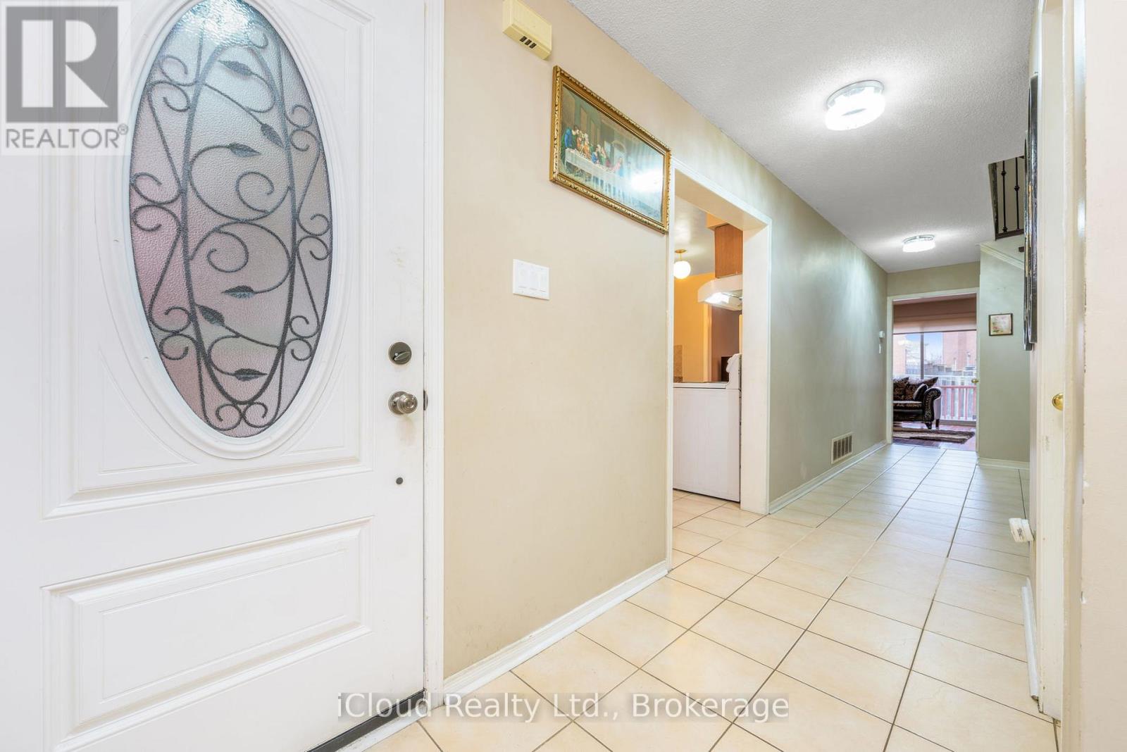 66 Dutch Crescent, Brampton, Ontario  L6Y 3X1 - Photo 7 - W12645348