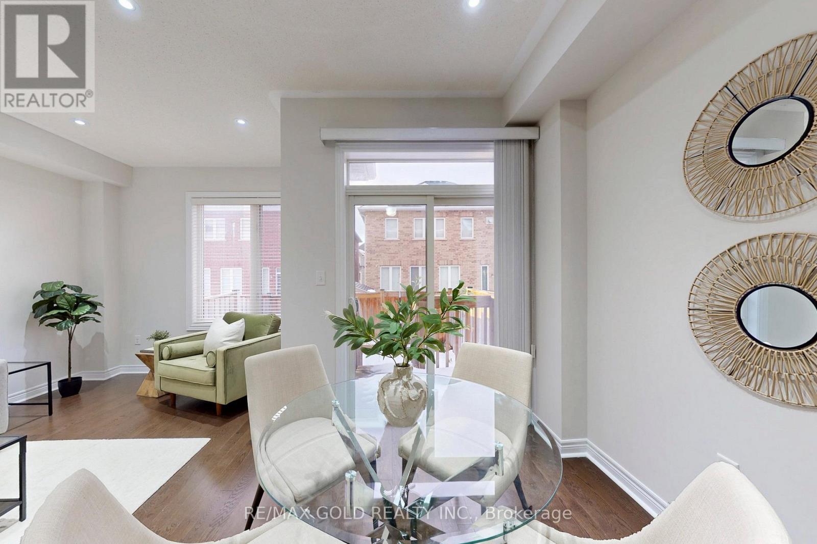 62 Pennycross Crescent, Brampton, Ontario  L7A 4M1 - Photo 17 - W12645360