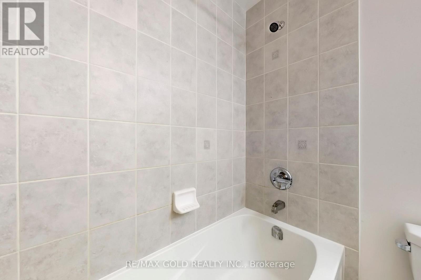 62 Pennycross Crescent, Brampton, Ontario  L7A 4M1 - Photo 40 - W12645360