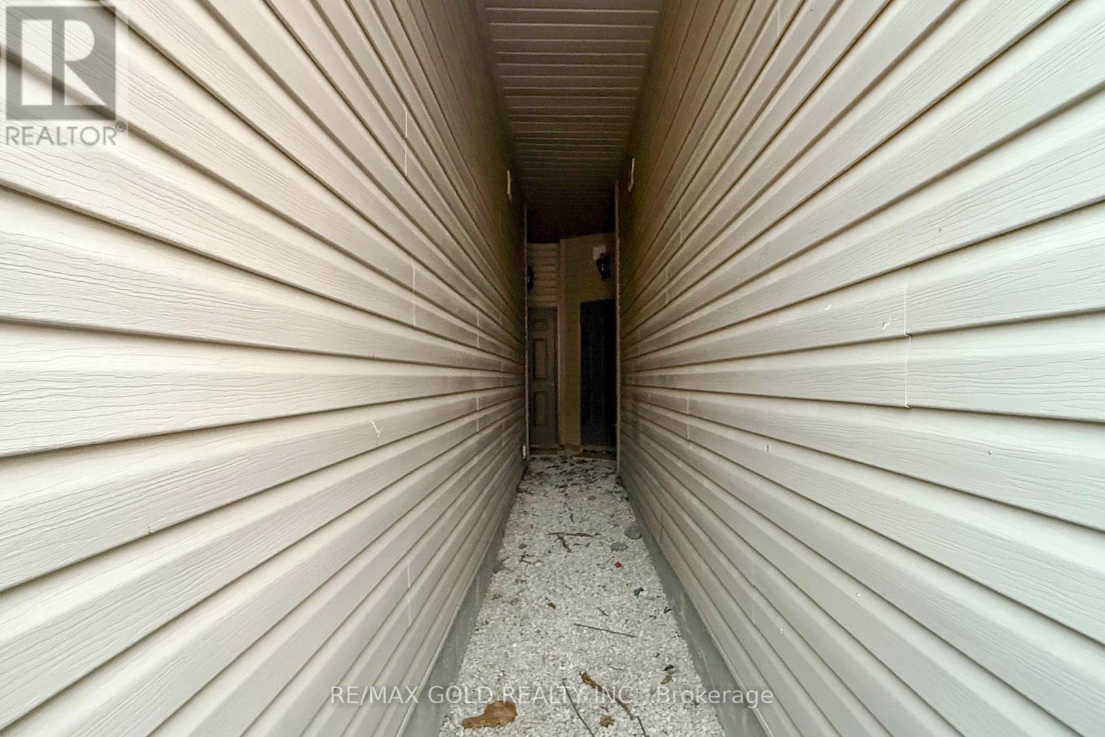 62 Pennycross Crescent, Brampton, Ontario  L7A 4M1 - Photo 46 - W12645360