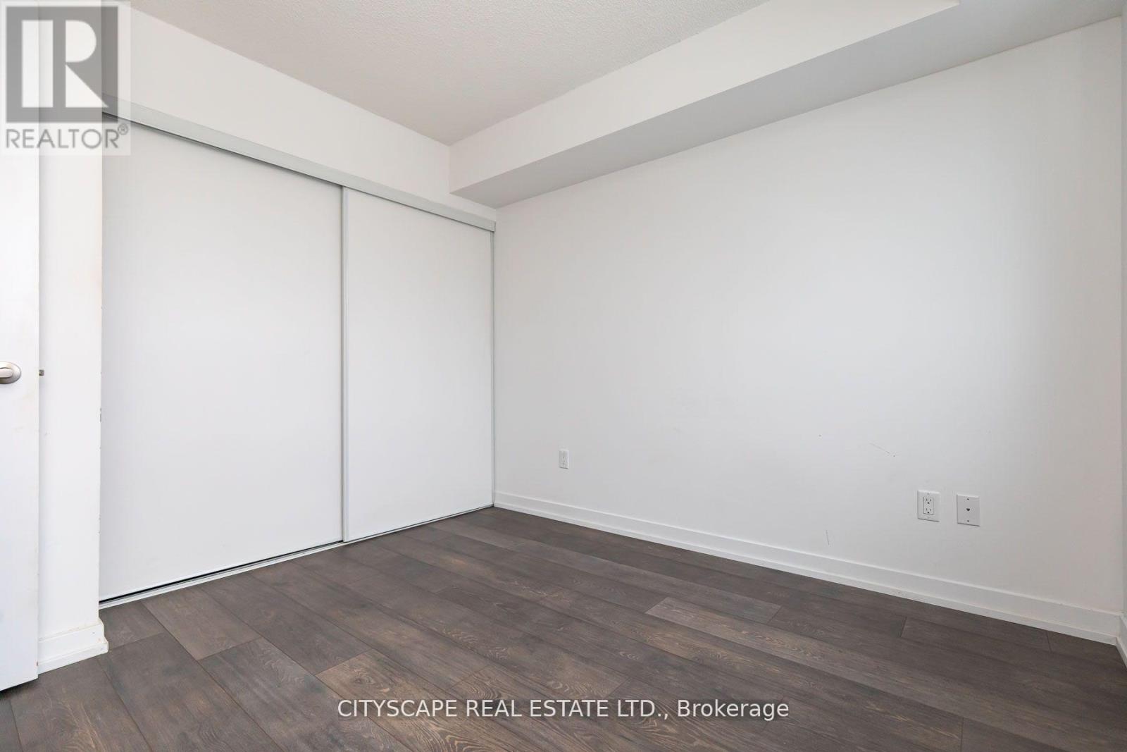 1905 - 1420 Dupont Street, Toronto, Ontario  M6H 0C2 - Photo 6 - W12645362