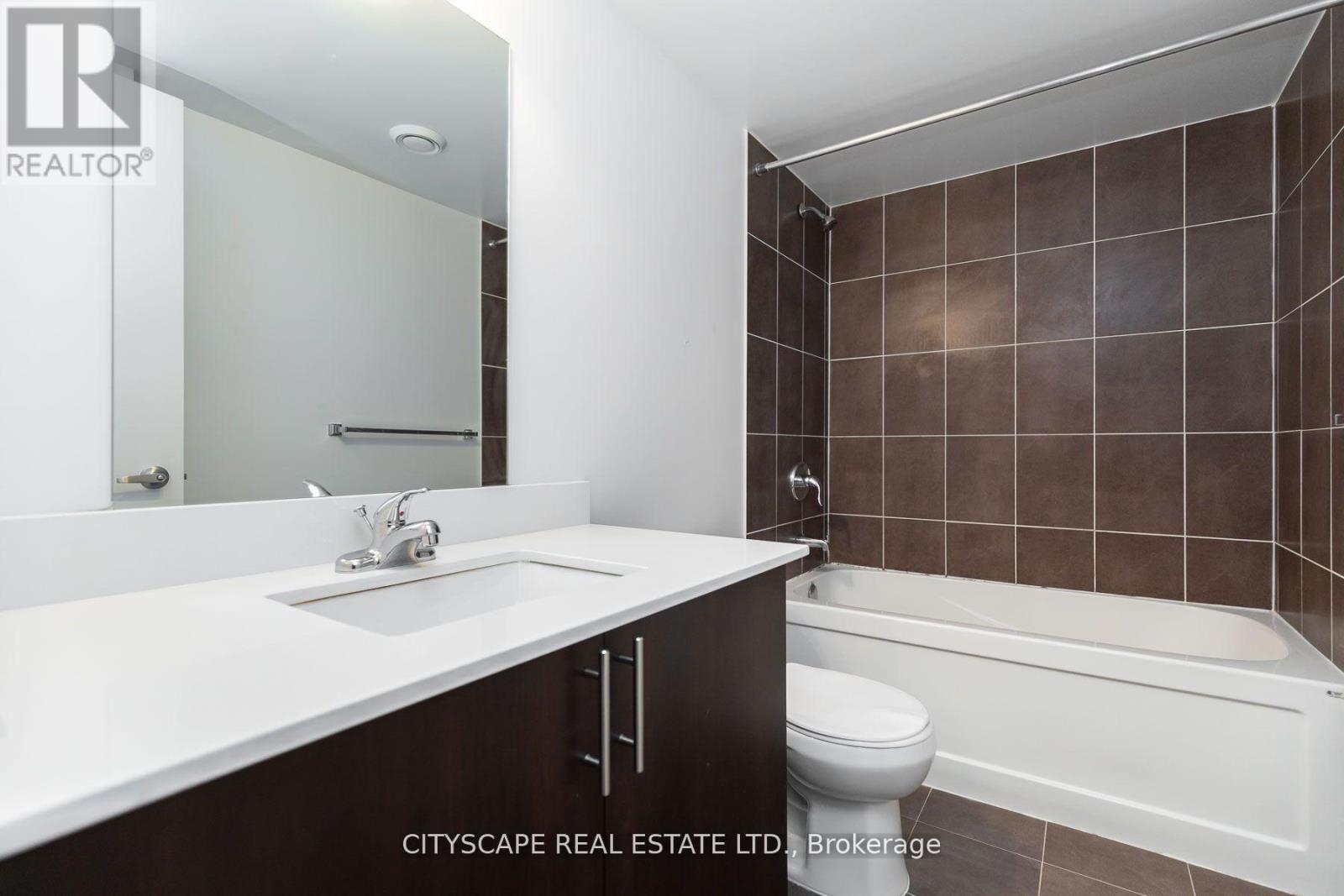 1905 - 1420 Dupont Street, Toronto, Ontario  M6H 0C2 - Photo 8 - W12645362