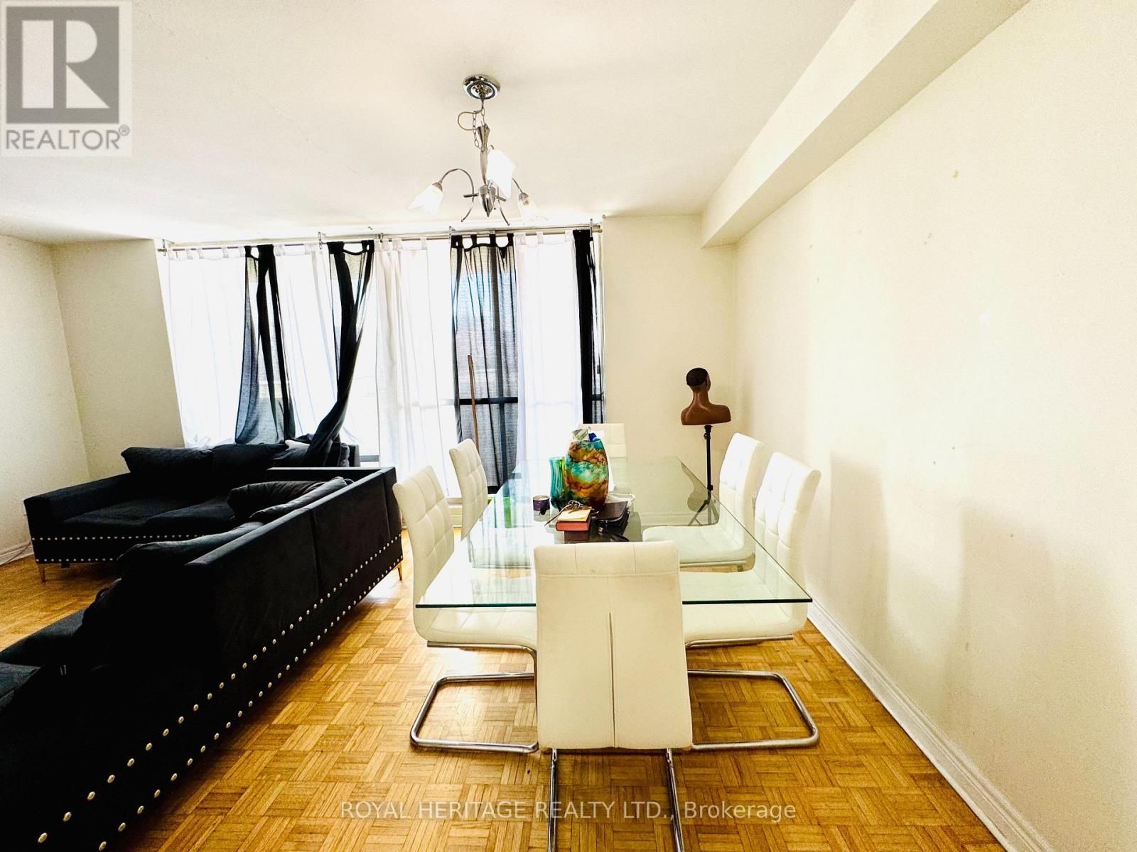 314 - 1 Massey Square, Toronto, Ontario  M4C 5L4 - Photo 4 - E12645374