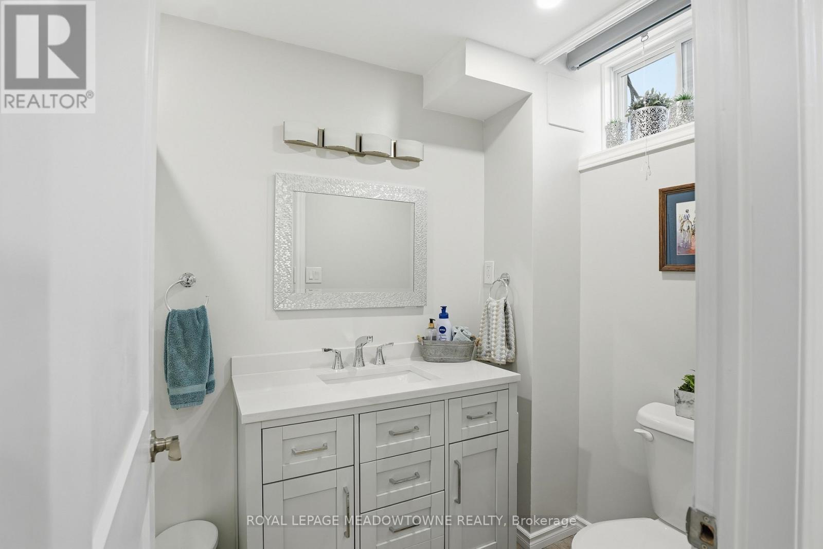 633 Wettlaufer Terrace, Milton, Ontario  L9T 8N1 - Photo 39 - W12604070