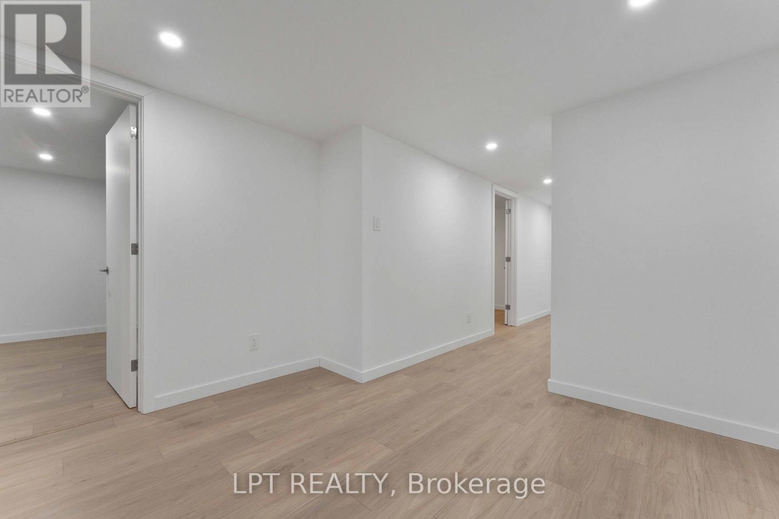 12 - 81 Auriga Drive, Ottawa, Ontario  K2E 7Y5 - Photo 24 - X12645402