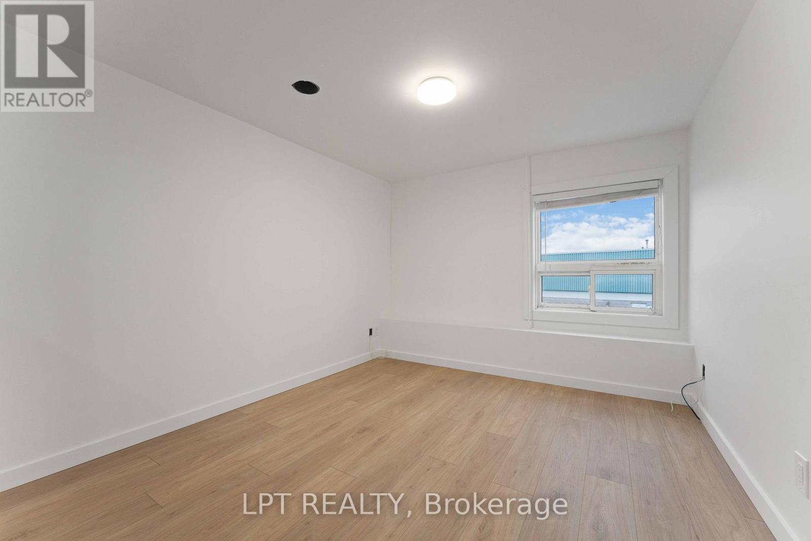 12 - 81 Auriga Drive, Ottawa, Ontario  K2E 7Y5 - Photo 26 - X12645402