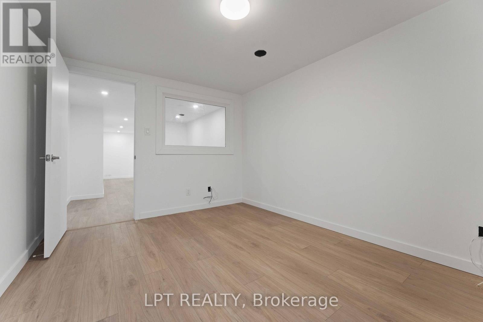 12 - 81 Auriga Drive, Ottawa, Ontario  K2E 7Y5 - Photo 27 - X12645402