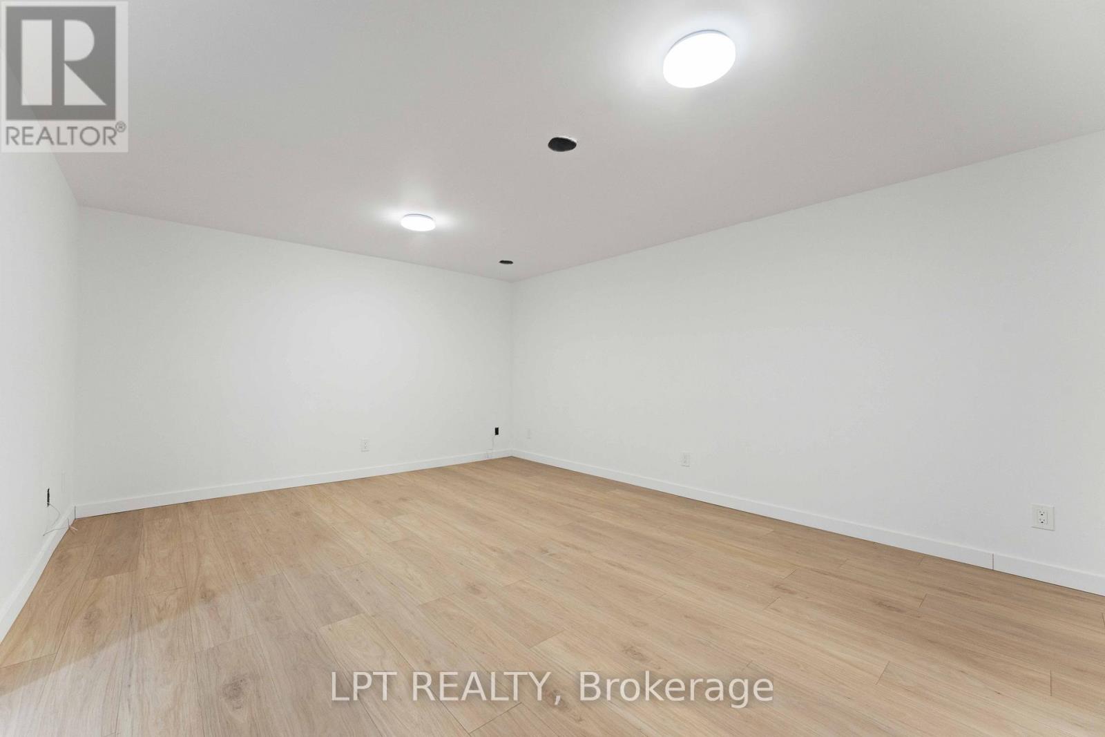 12 - 81 Auriga Drive, Ottawa, Ontario  K2E 7Y5 - Photo 33 - X12645402