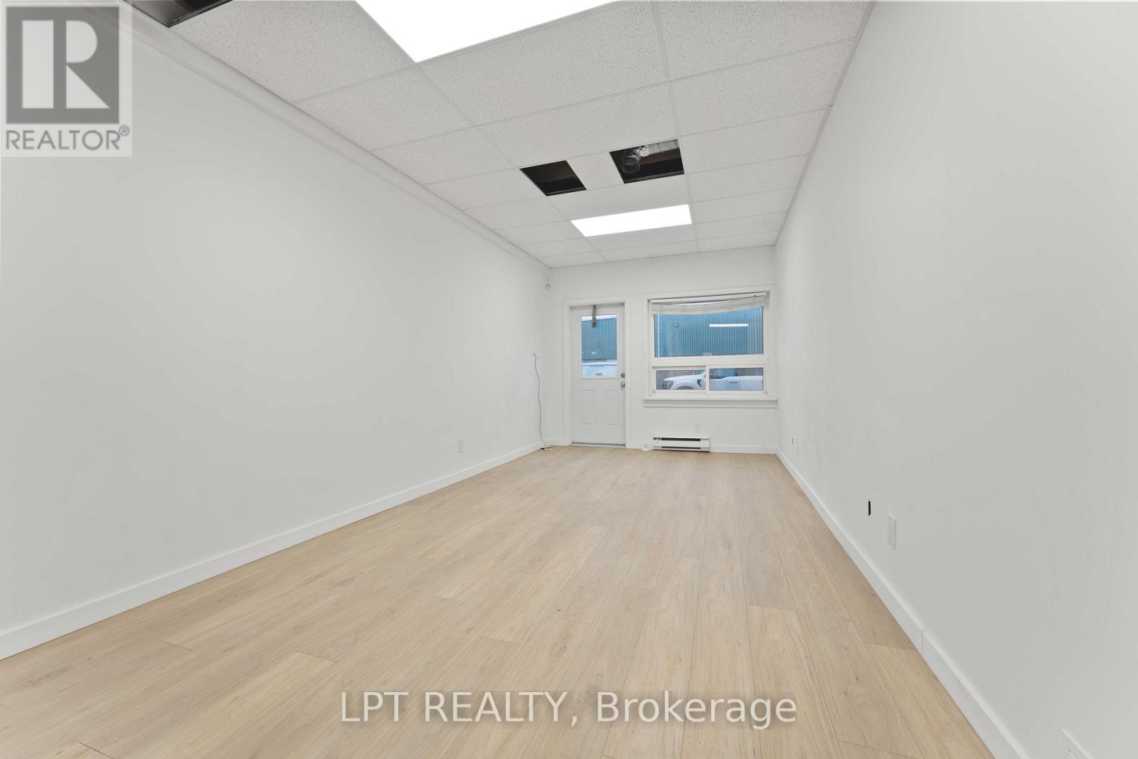 12 - 81 Auriga Drive, Ottawa, Ontario  K2E 7Y5 - Photo 5 - X12645402