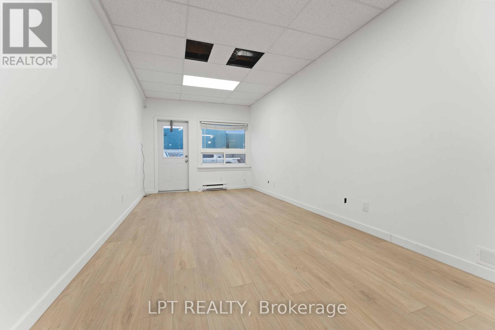 12 - 81 Auriga Drive, Ottawa, Ontario  K2E 7Y5 - Photo 6 - X12645402