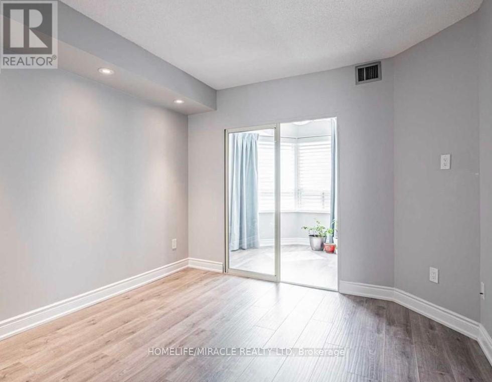 Ph-108 - 335 Webb Drive, Mississauga, Ontario  L5B 4A1 - Photo 19 - W12644076