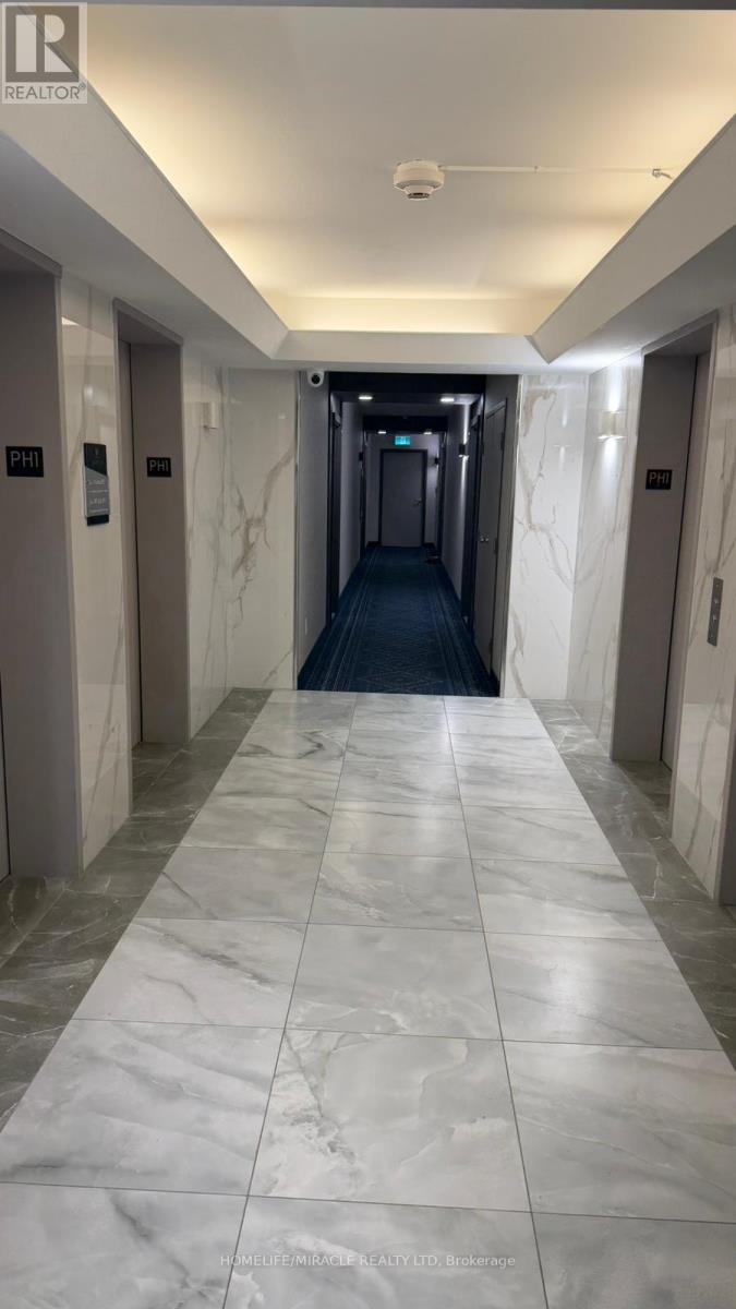 Ph-108 - 335 Webb Drive, Mississauga, Ontario  L5B 4A1 - Photo 8 - W12644076