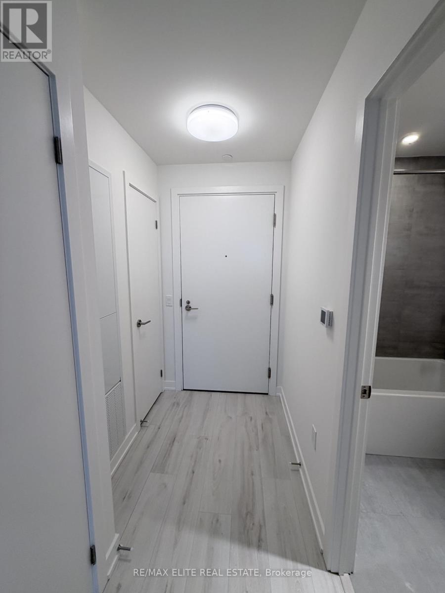 2011s - 110 Broadway Avenue, Toronto, Ontario  M4P 1V3 - Photo 2 - C12645400