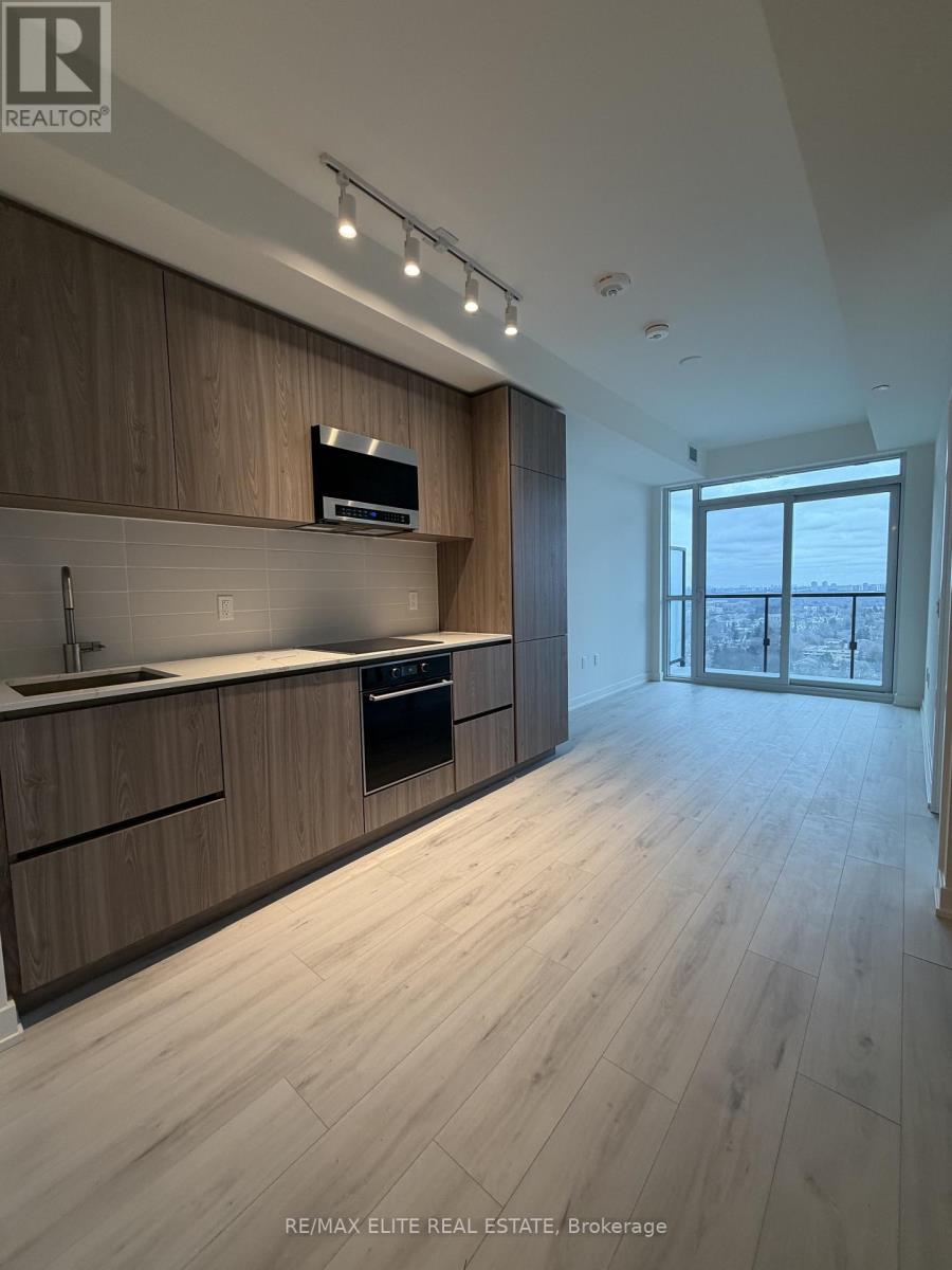 2011s - 110 Broadway Avenue, Toronto, Ontario  M4P 1V3 - Photo 3 - C12645400