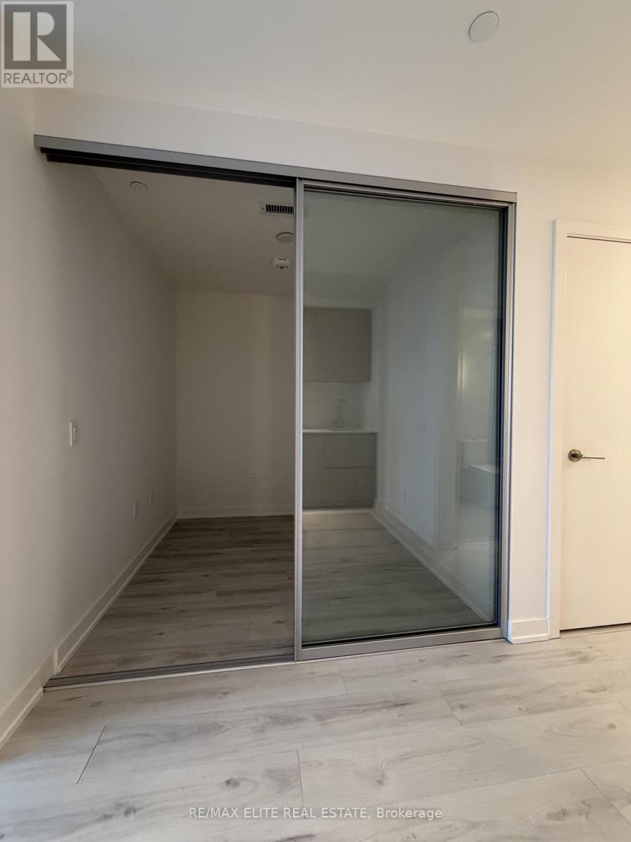 2011s - 110 Broadway Avenue, Toronto, Ontario  M4P 1V3 - Photo 7 - C12645400