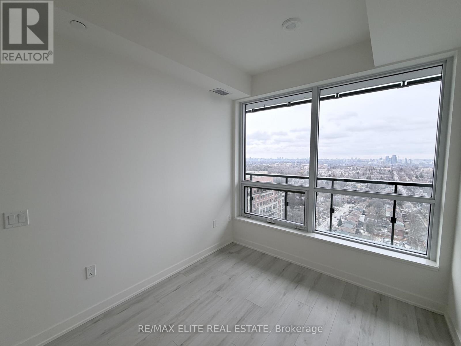 2011s - 110 Broadway Avenue, Toronto, Ontario  M4P 1V3 - Photo 9 - C12645400