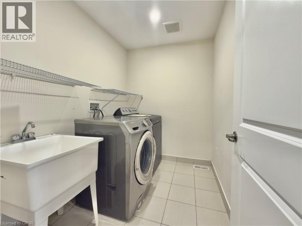 3147 Carding Mill Trail, Oakville, Ontario  L6M 0Z5 - Photo 25 - 40794644