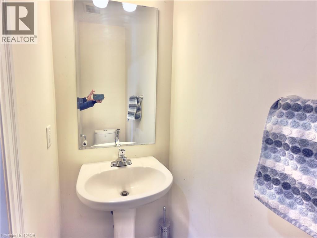 3147 Carding Mill Trail, Oakville, Ontario  L6M 0Z5 - Photo 9 - 40794644