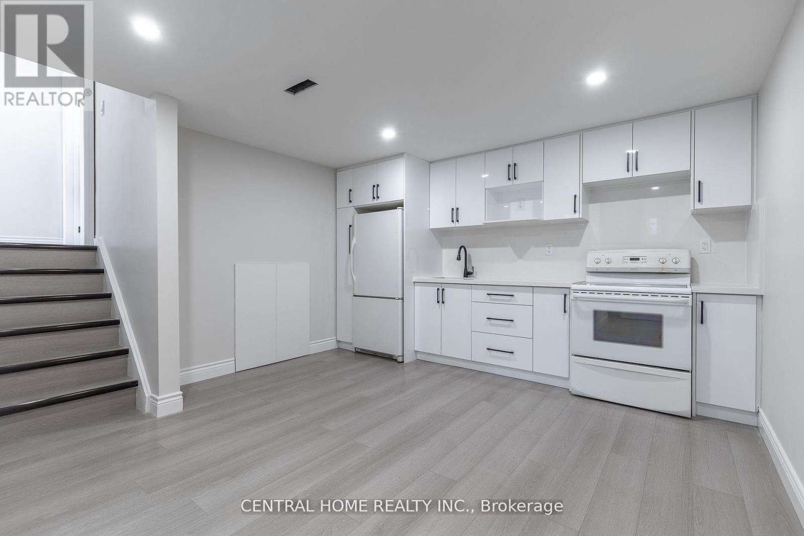 Bsmt - 19 Valleycrest Avenue, Markham, Ontario  L3P 1H6 - Photo 12 - N12645392