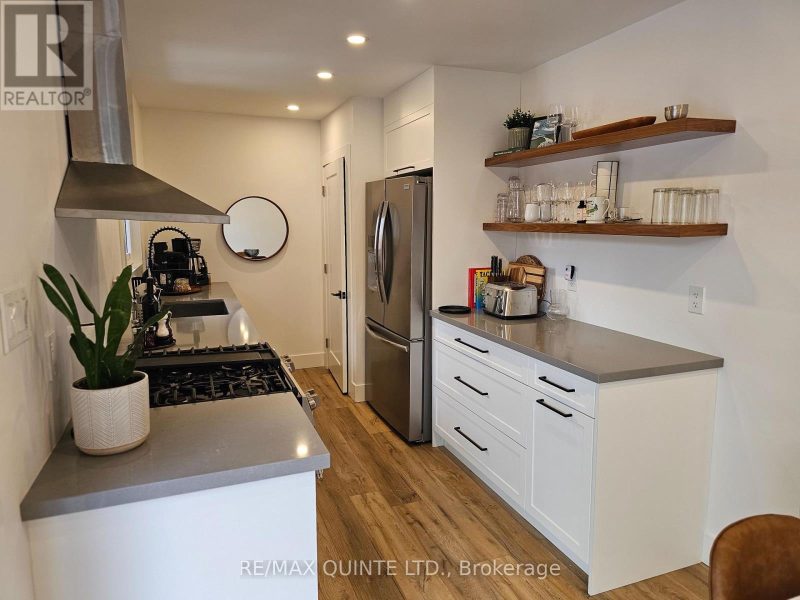 620 Sidney Street, Belleville, Ontario  K8P 4A6 - Photo 7 - X12645420