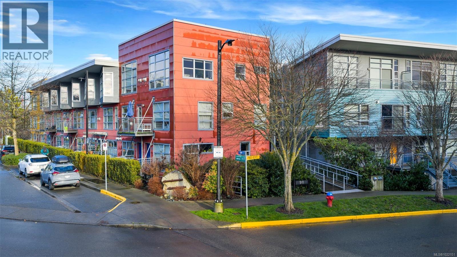 311 90 Regatta Landing, Victoria, British Columbia
