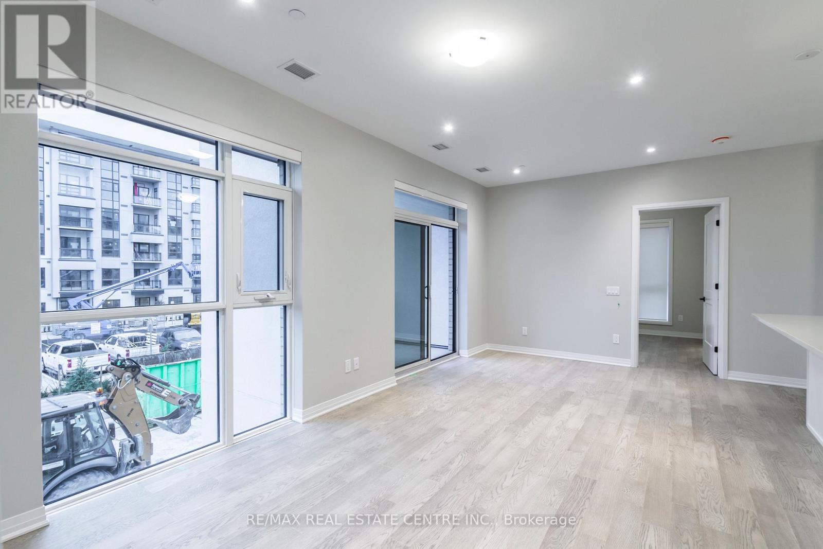 207 - 460 Gordon Krantz Avenue, Milton, Ontario  L9E 1Z2 - Photo 12 - W12645426