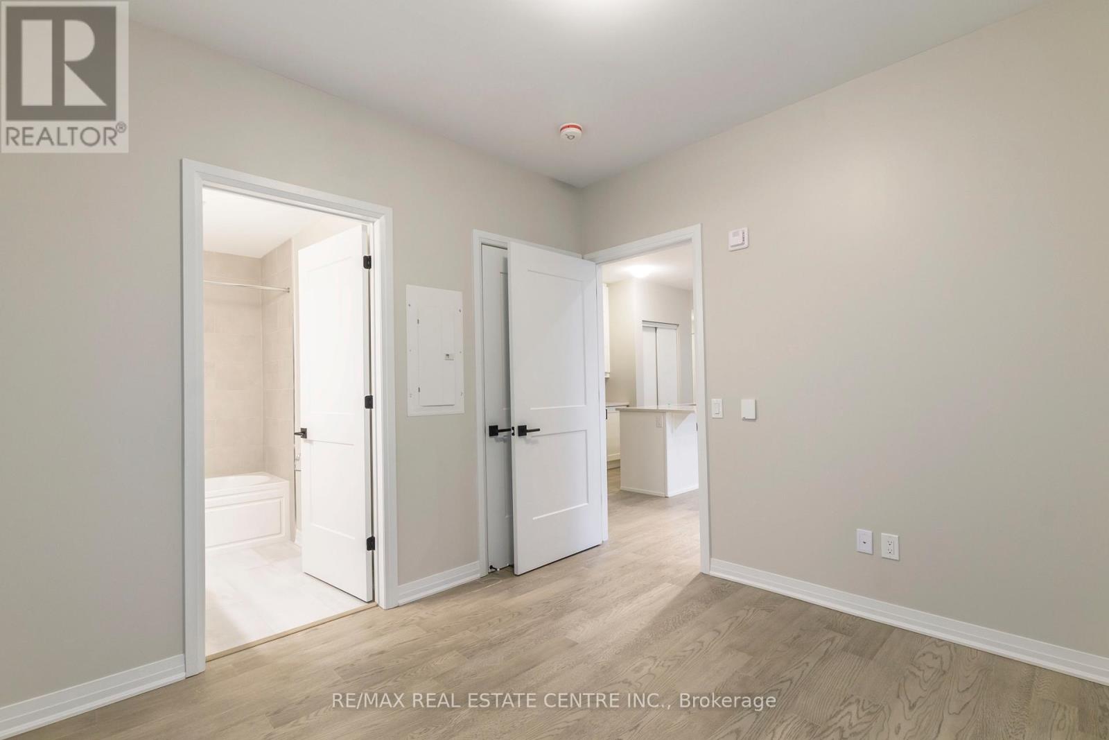 207 - 460 Gordon Krantz Avenue, Milton, Ontario  L9E 1Z2 - Photo 25 - W12645426