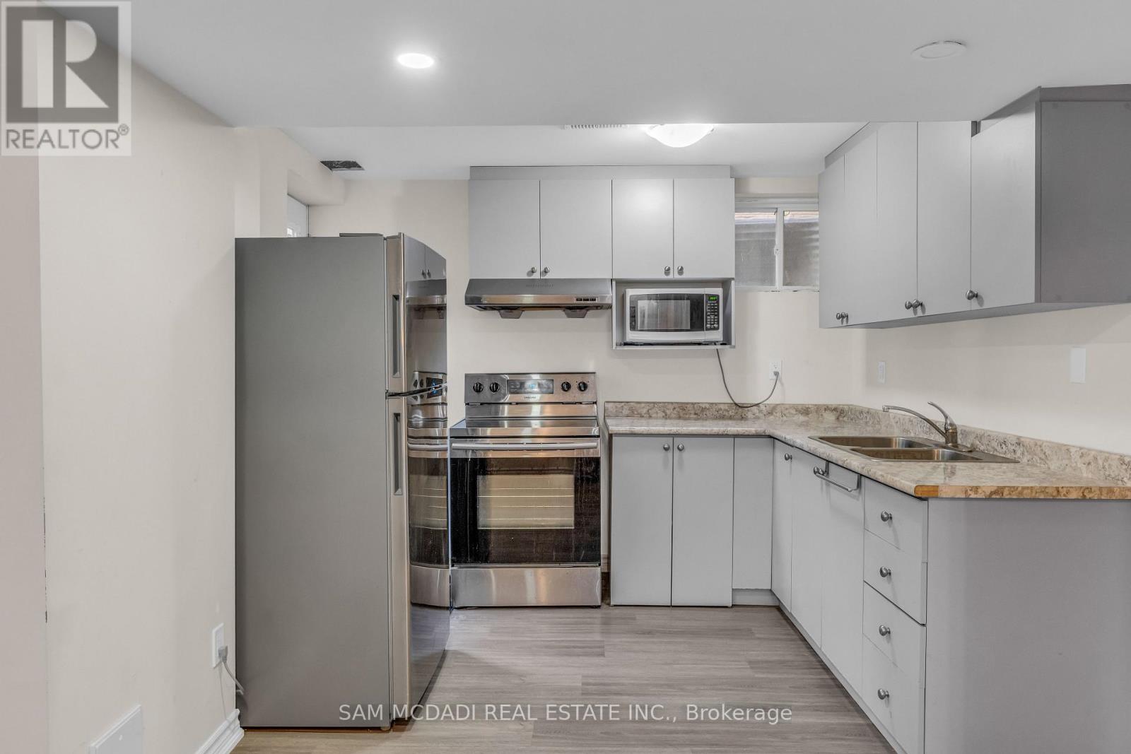 (Lower) - 266 Cedric Terrace, Milton, Ontario  L9T 8P1 - Photo 4 - W12645436