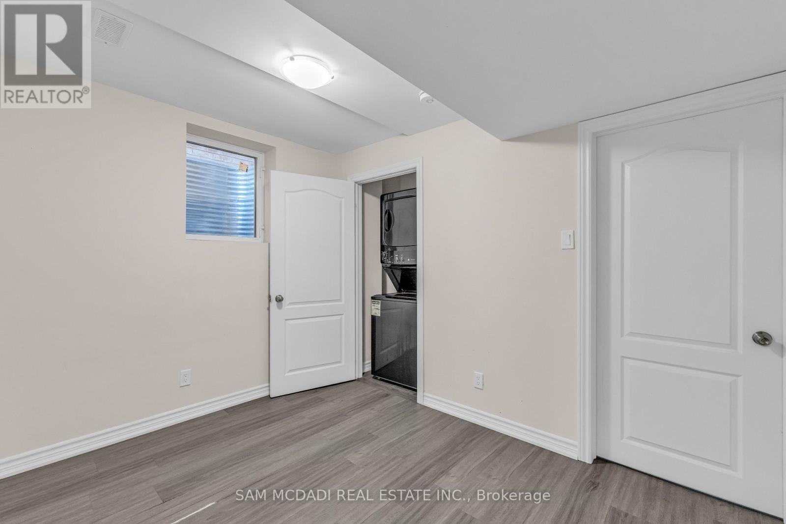 (Lower) - 266 Cedric Terrace, Milton, Ontario  L9T 8P1 - Photo 9 - W12645436