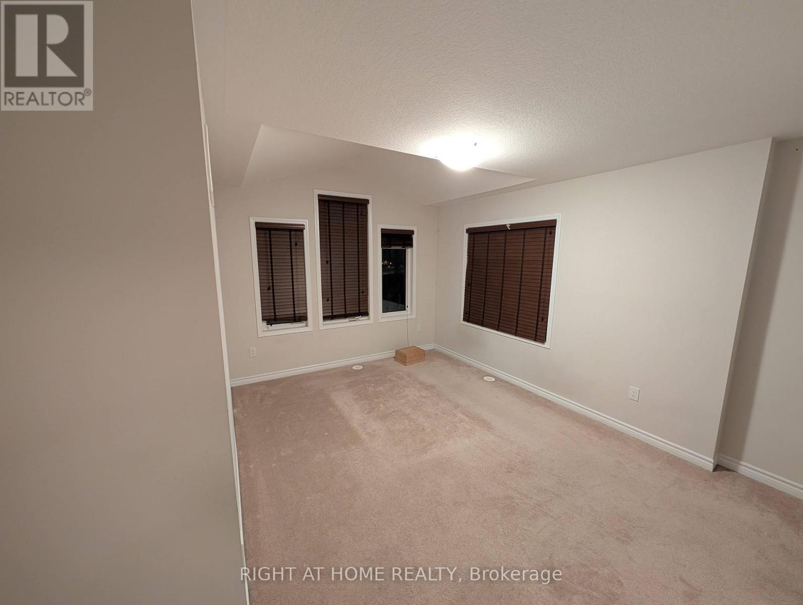 91 Glenvista Drive, Kitchener, Ontario  N2R 0E3 - Photo 16 - X12645422