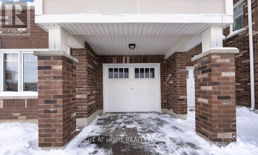 91 Glenvista Drive, Kitchener, Ontario  N2R 0E3 - Photo 3 - X12645422