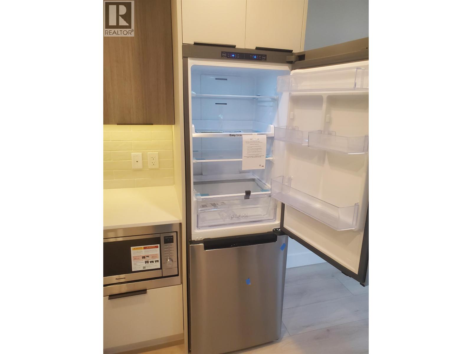 203 3105 St Johns Street, Port Moody, British Columbia  V3H 2C4 - Photo 15 - R3072449