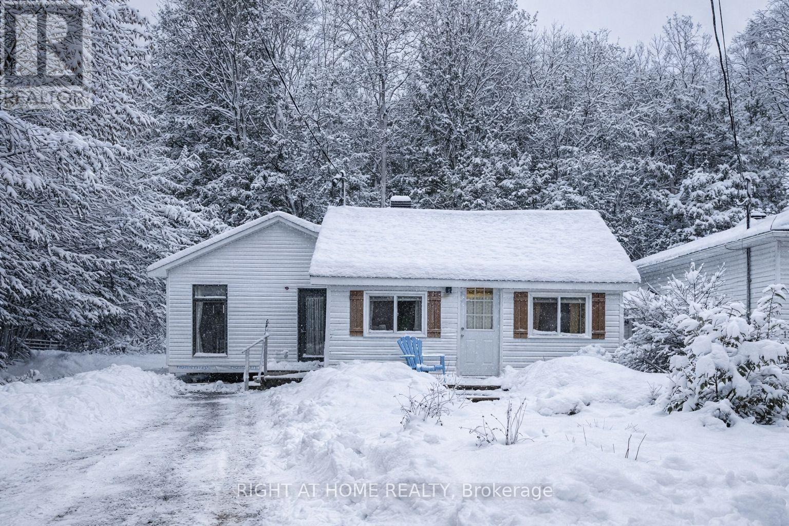 15 WILLIS JAMES LANE, McNab/Braeside, Ontario