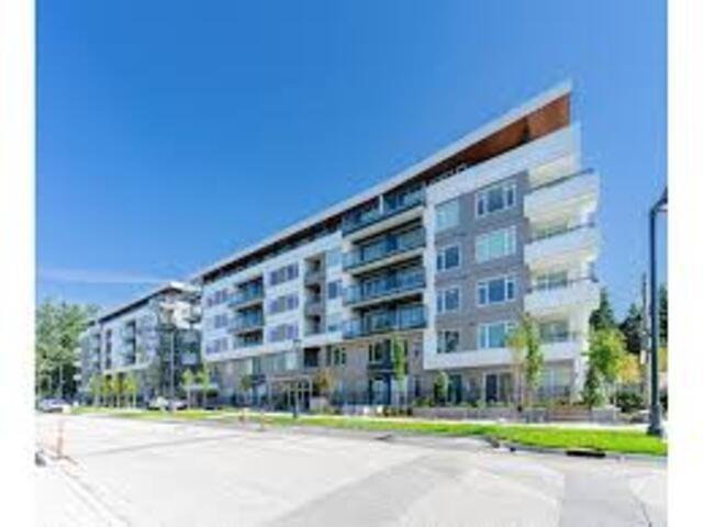 607 10466 138A STREET, surrey, British Columbia