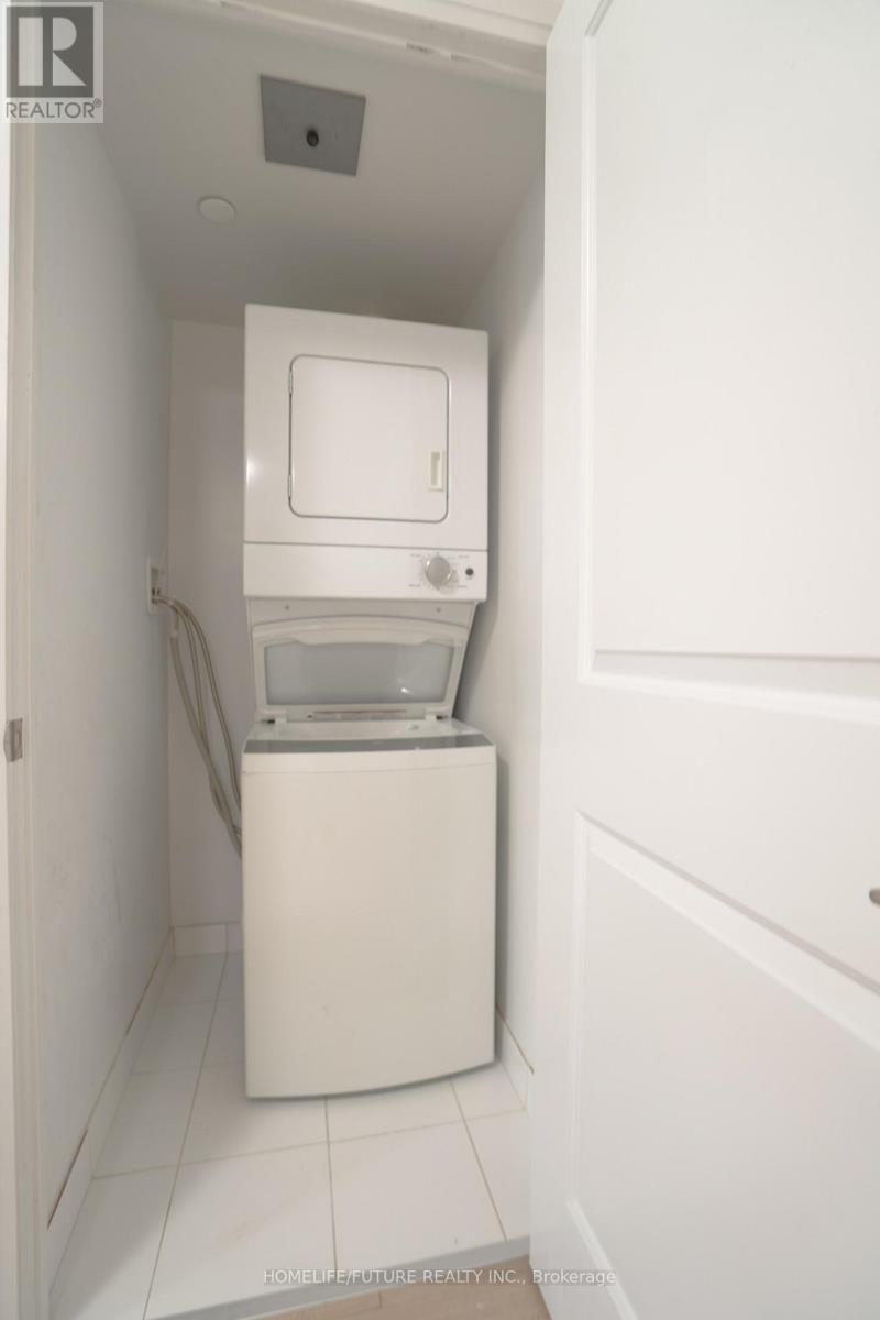 211 - 30 Meadowglen Place, Toronto, Ontario  M1G 0A6 - Photo 10 - E12645448