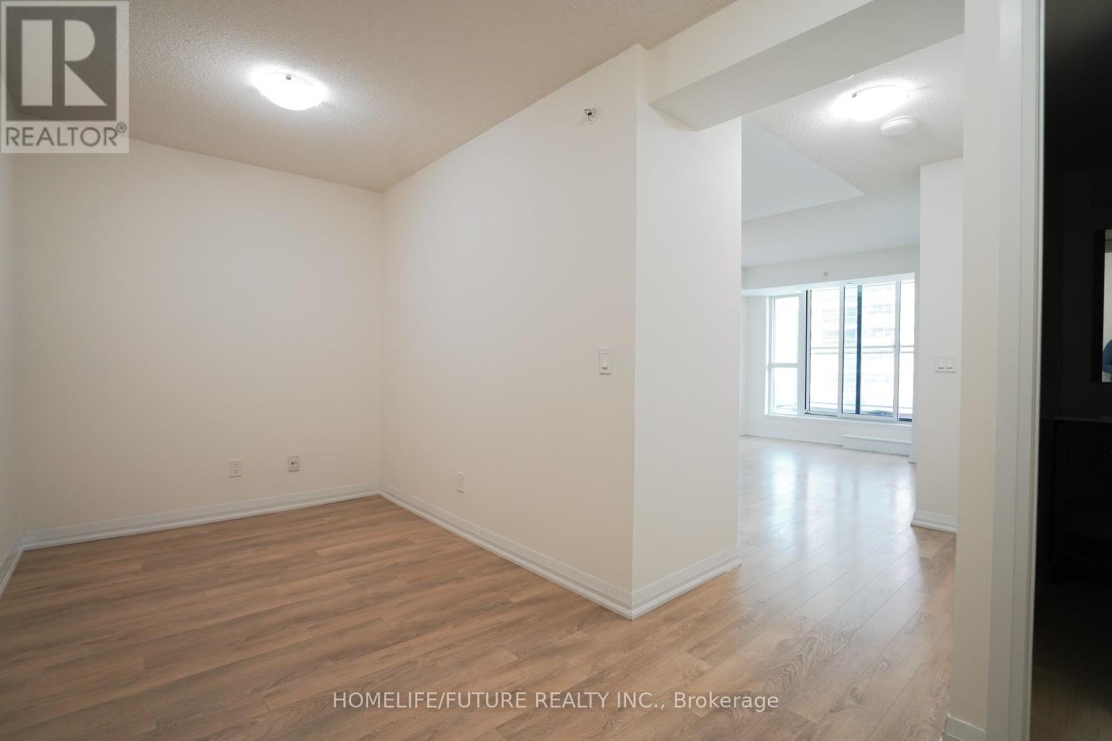 211 - 30 Meadowglen Place, Toronto, Ontario  M1G 0A6 - Photo 2 - E12645448