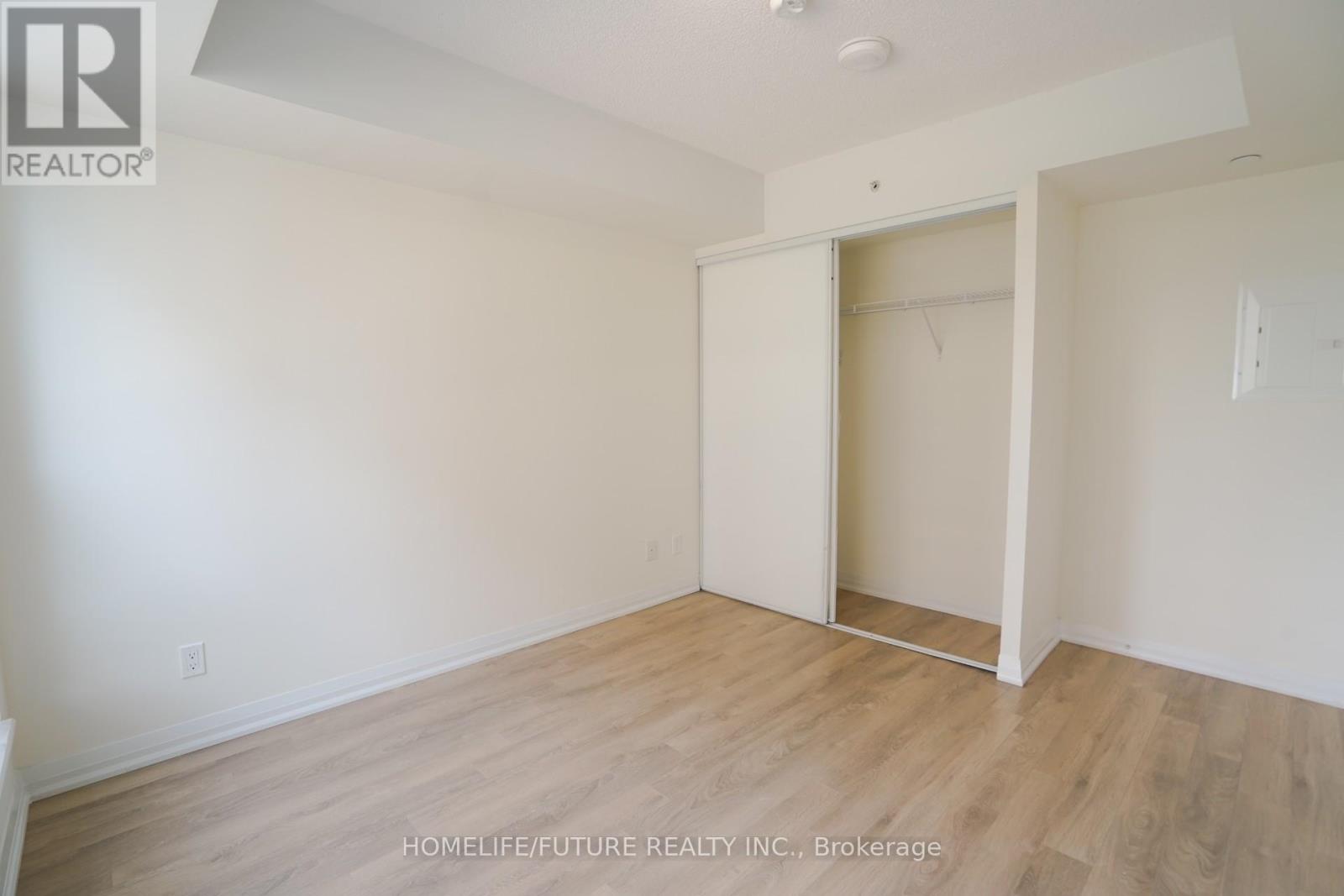 211 - 30 Meadowglen Place, Toronto, Ontario  M1G 0A6 - Photo 7 - E12645448