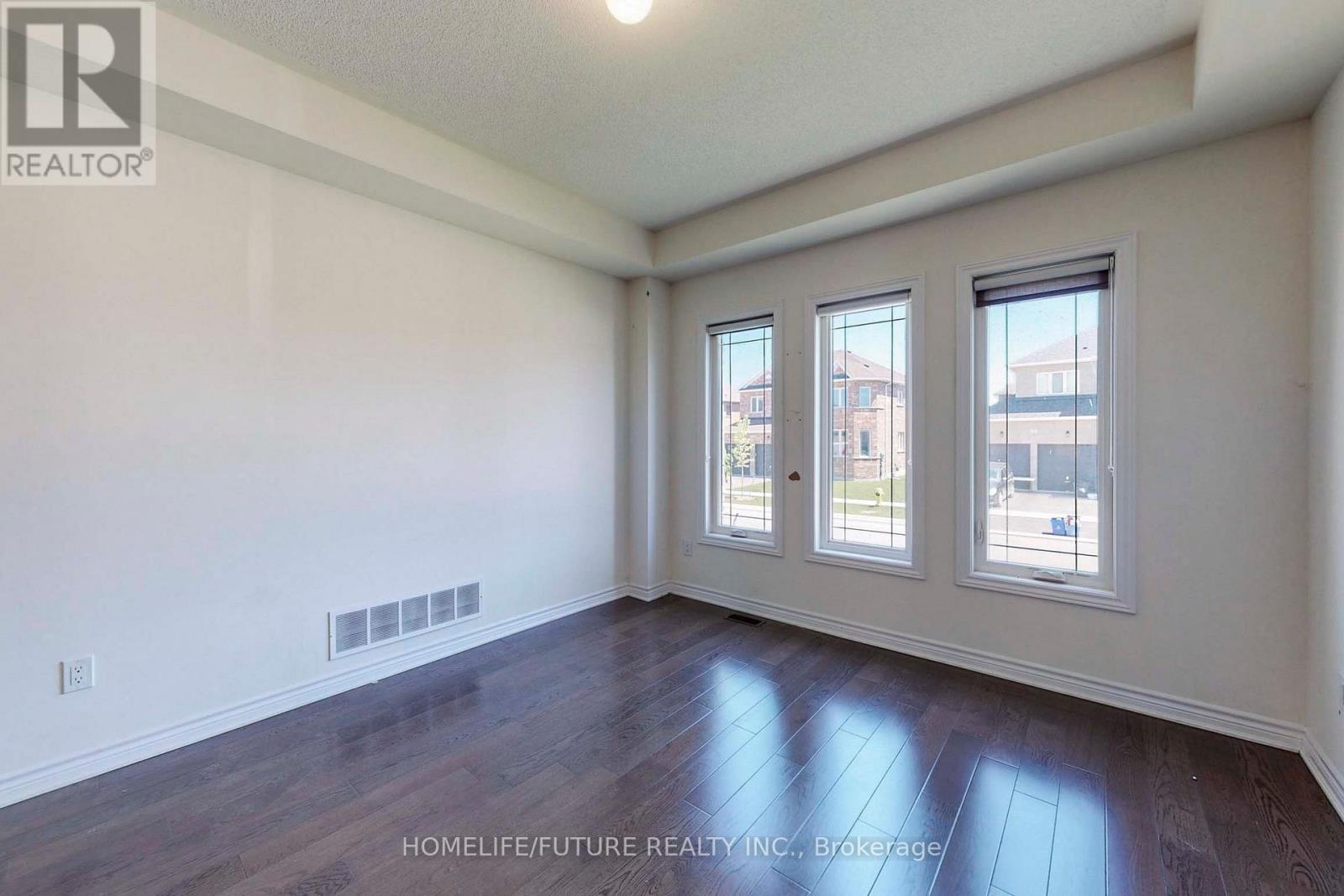 12 Mccaskell Street, Brock, Ontario  L0K 1A0 - Photo 5 - N12645446