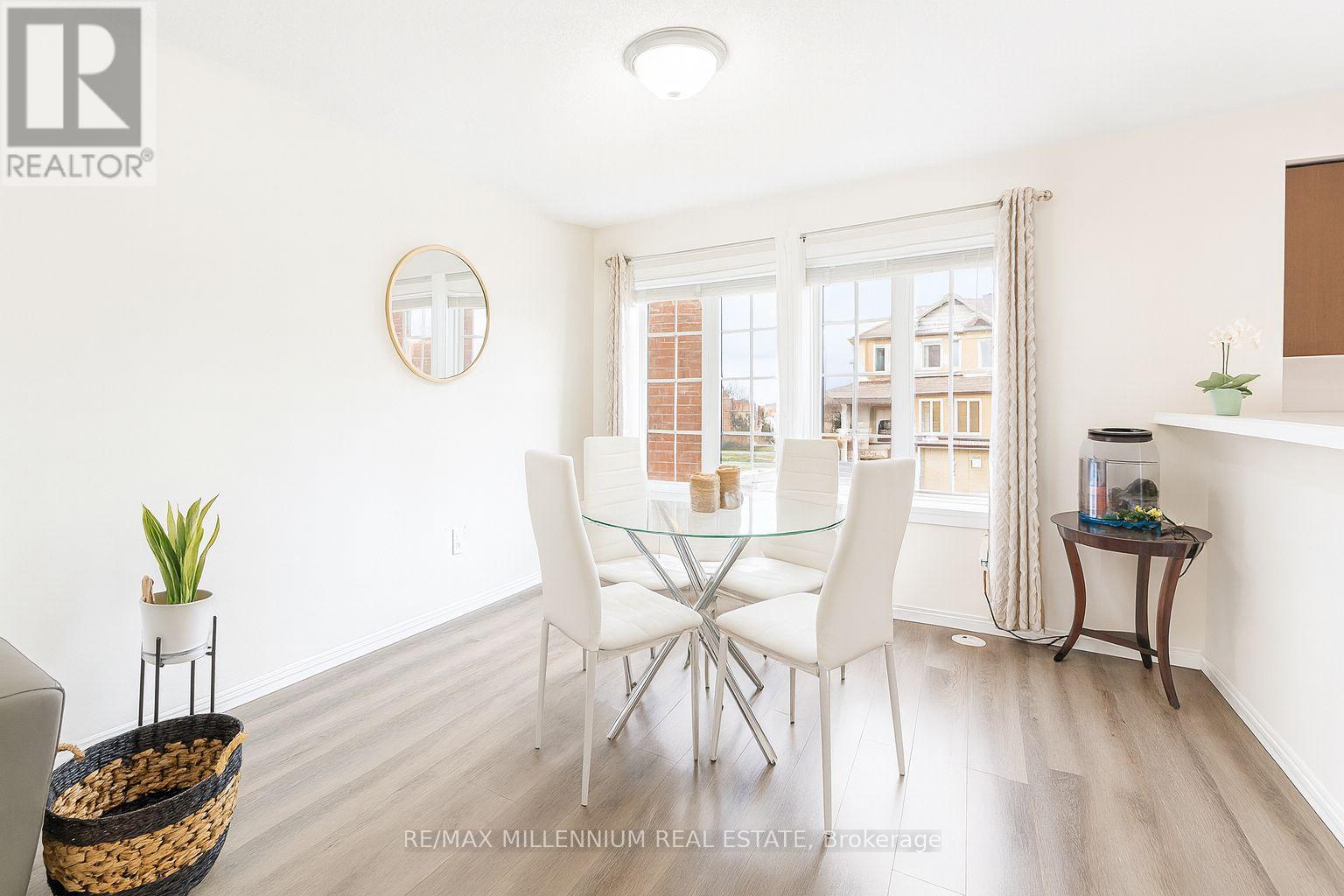 53 Colonel Frank Ching Crescent N, Brampton, Ontario  L6Y 5W5 - Photo 6 - W12560198