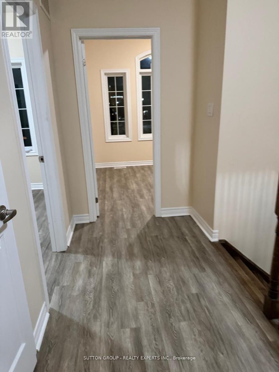 67 Vezna Crescent, Brampton, Ontario  L6X 5K5 - Photo 14 - W12645454