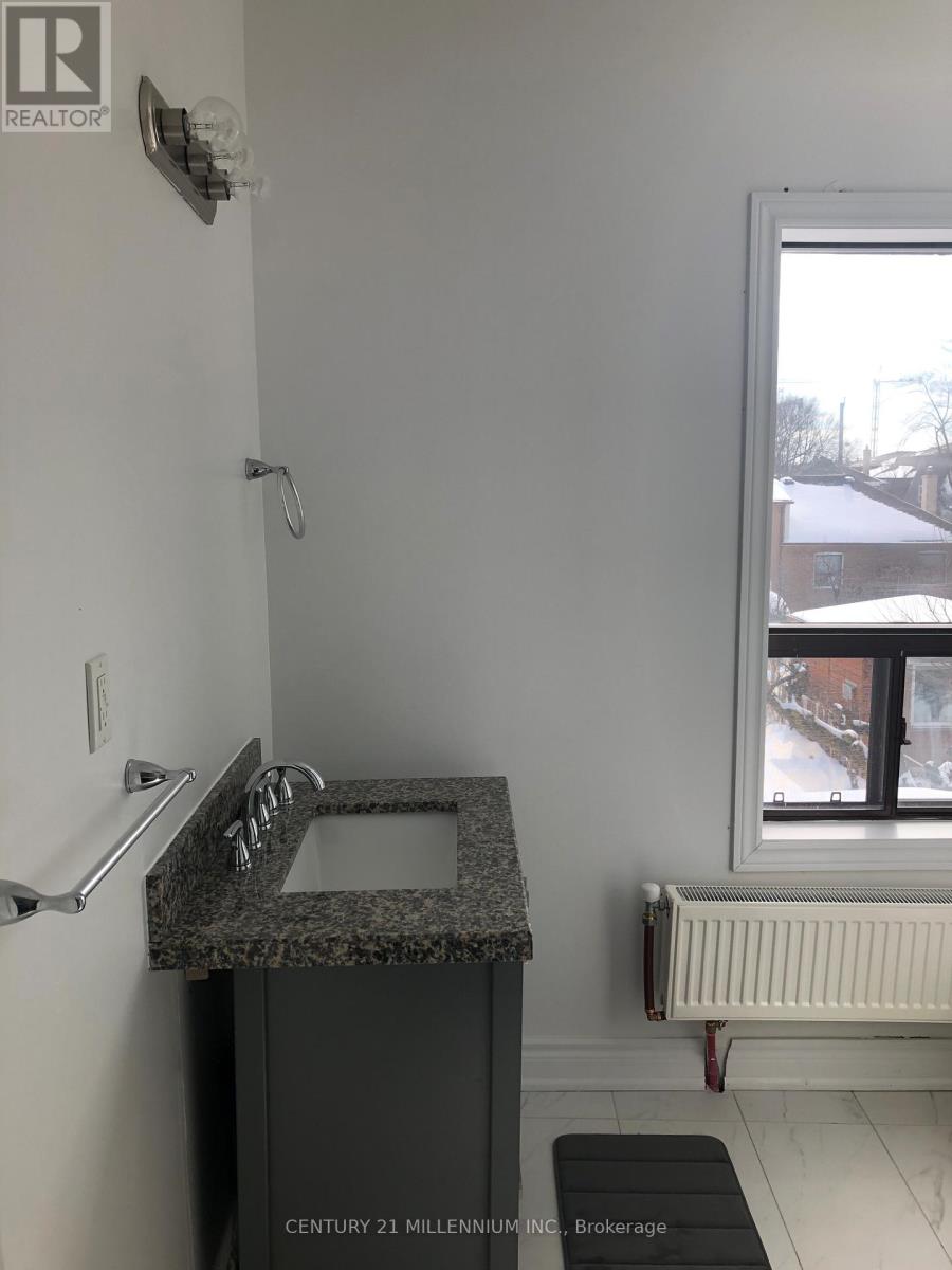 71 Clouston Avenue, Toronto, Ontario  M9N 1A8 - Photo 11 - W12645458