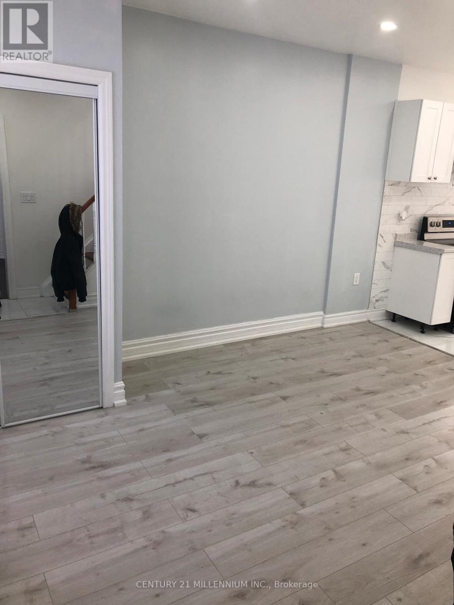 71 Clouston Avenue, Toronto, Ontario  M9N 1A8 - Photo 17 - W12645458