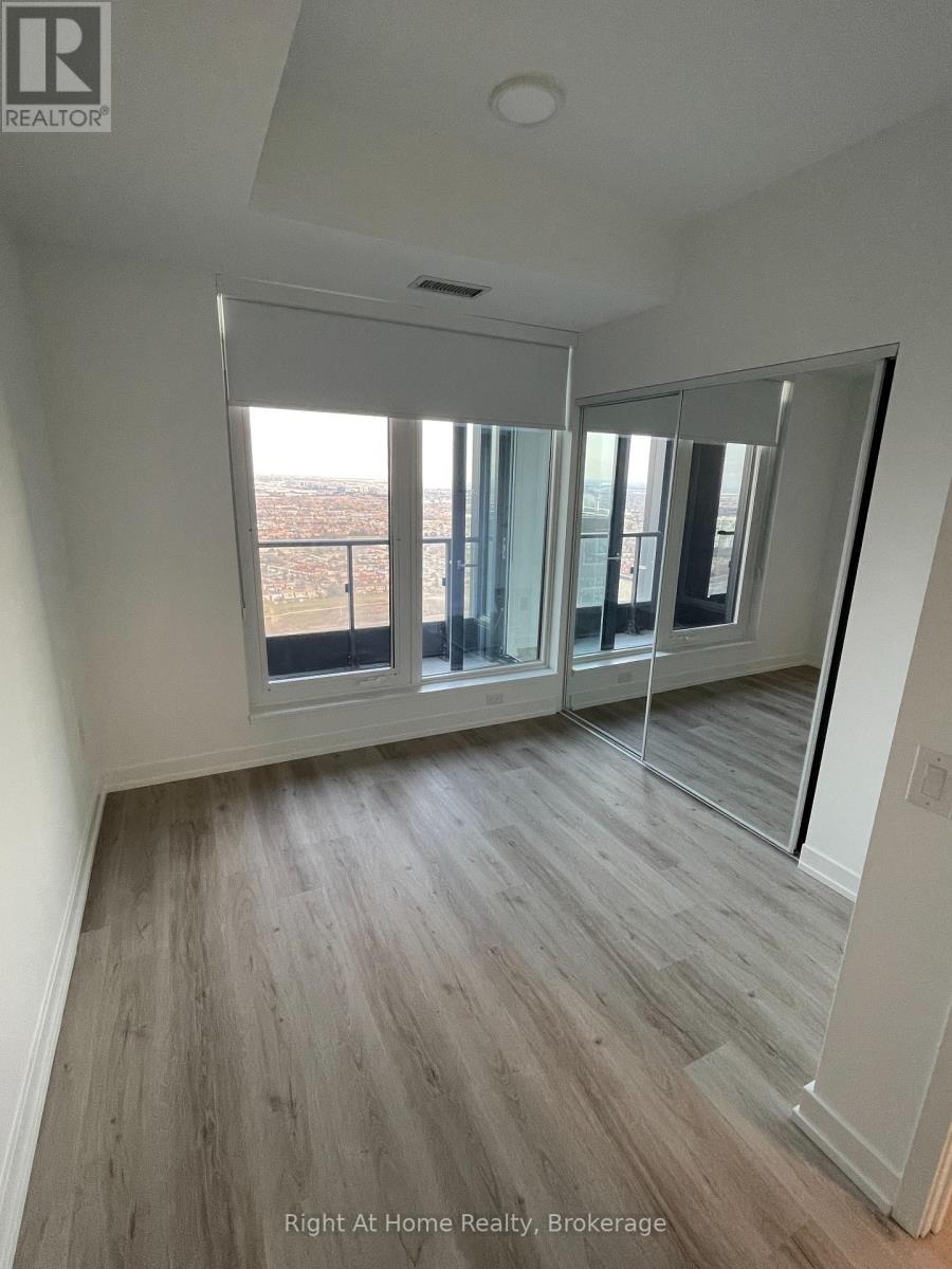 4103 - 395 Square One Drive, Mississauga, Ontario  L5B 0P6 - Photo 17 - W12645466